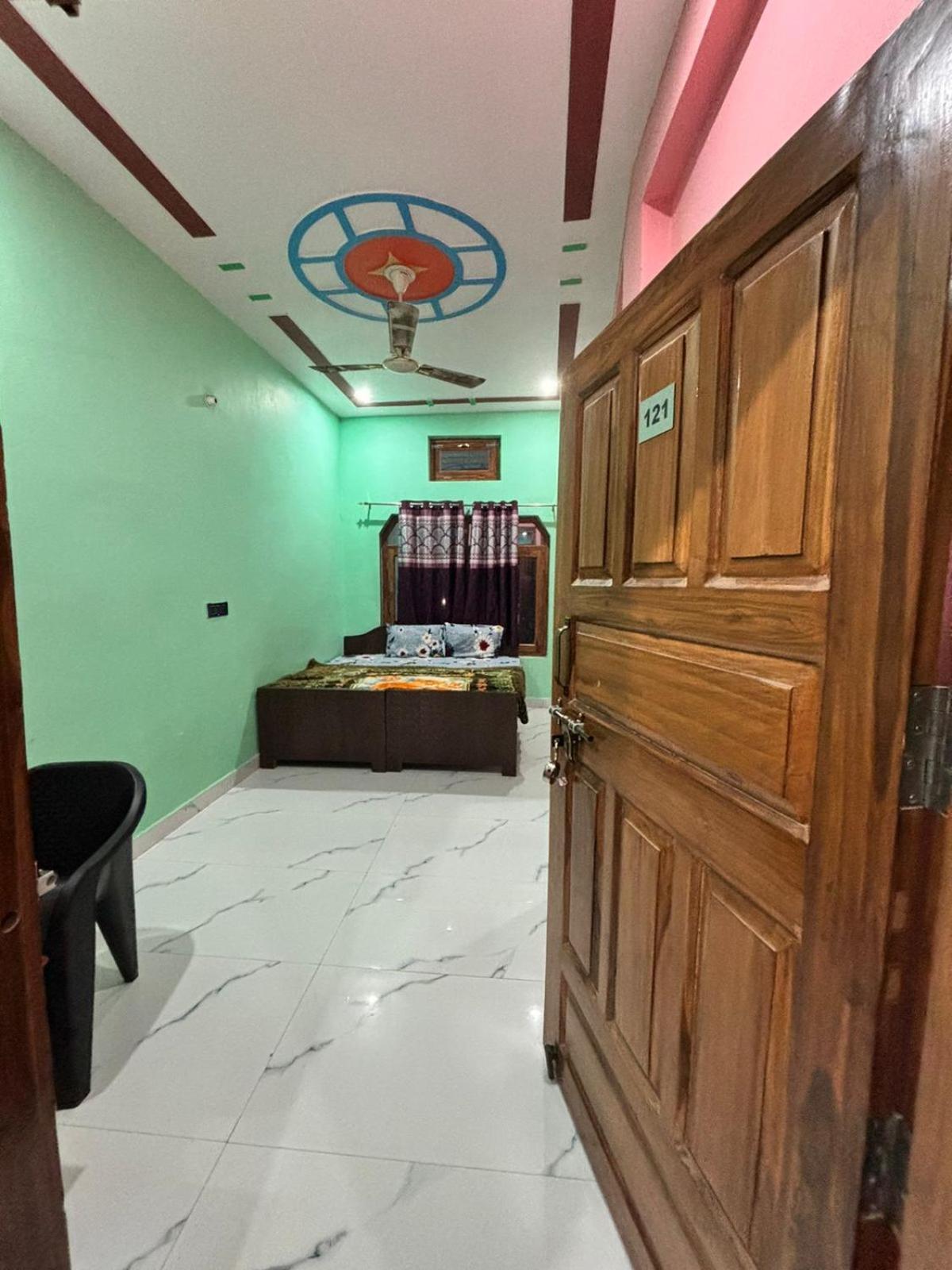 Chandrika Palace 500 Meter From Ayodhya Railway And Ram Mandir Экстерьер фото
